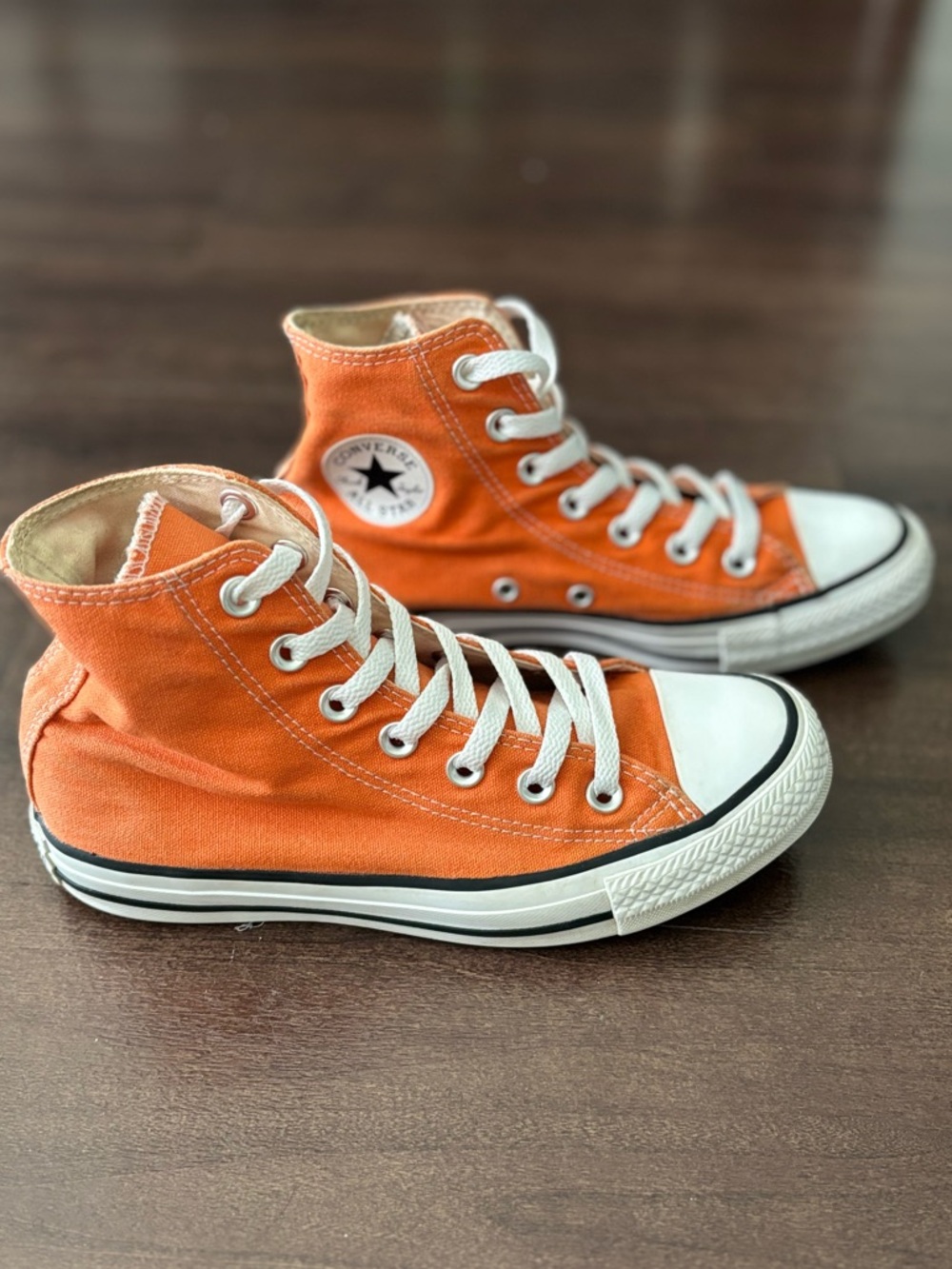 Converse Chuck Taylor All Star High Top Orange White Canvas Sneakers W6 M4 - Picture 5 of 7